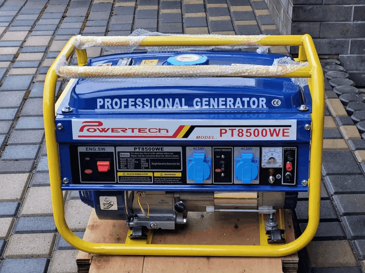 Генератор бензиновий 3 кВт Powertech PT8500WE